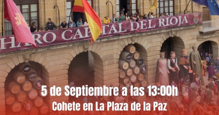 Cohete inicio de Fiestas en la Plaza de la Paz