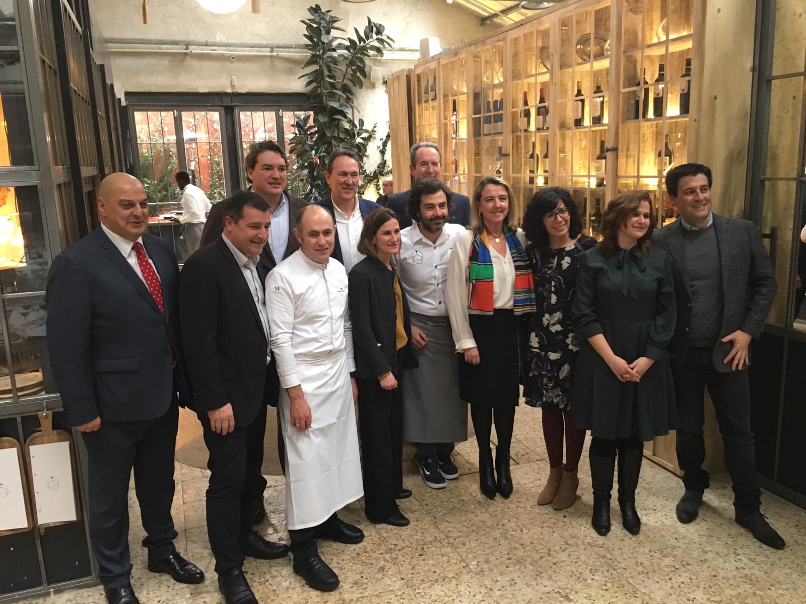 Laura Rivado y Leopoldo García acuden a la presentación de la Cata de la Estación