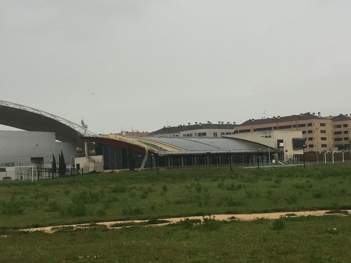 La  piscina cubierta permanecerá cerrada hasta el 17 de julio