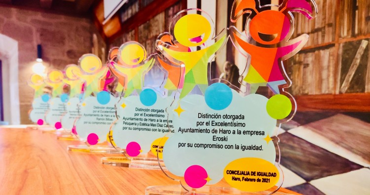 Haro premia a 6 empresas jarreras por su compromiso con la igualdad 
