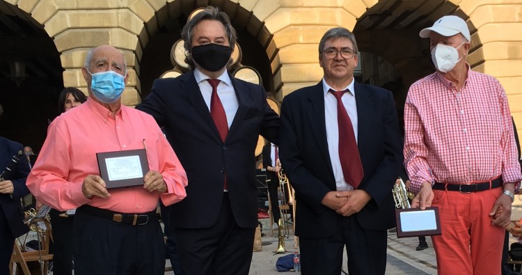 La Banda Municipal de Música de Haro homenajea a Luis Fernández y Pedro Rosales