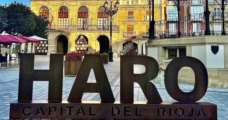 El Ayuntamiento de Haro devuelve cerca de 18.000 euros de la tasa de basuras y el carné deportivo