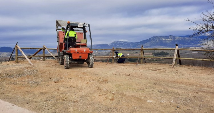 La Brigada de Obras acomete mejoras en varios espacios de la ciudad