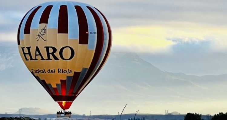 Primer vuelo del globo “Haro Capital del Rioja”