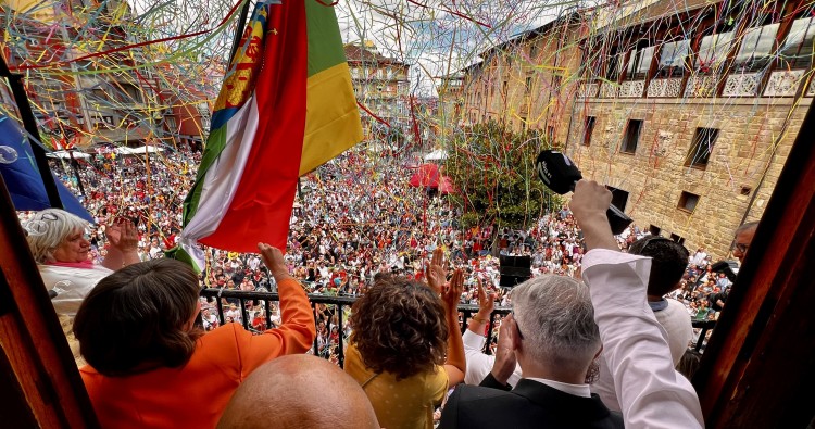 El lanzamiento del cohete inaugura mañana las fiestas de la Virgen de la Vega