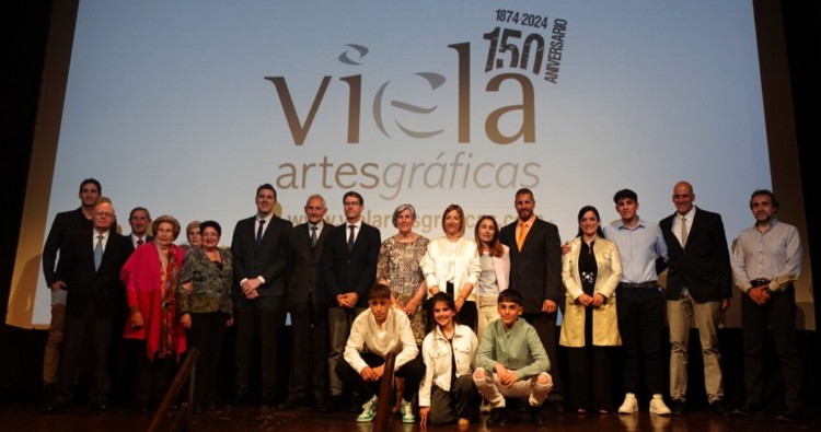 Celebrando los 150 años de Viela Artes Gráficas en el Teatro Bretón