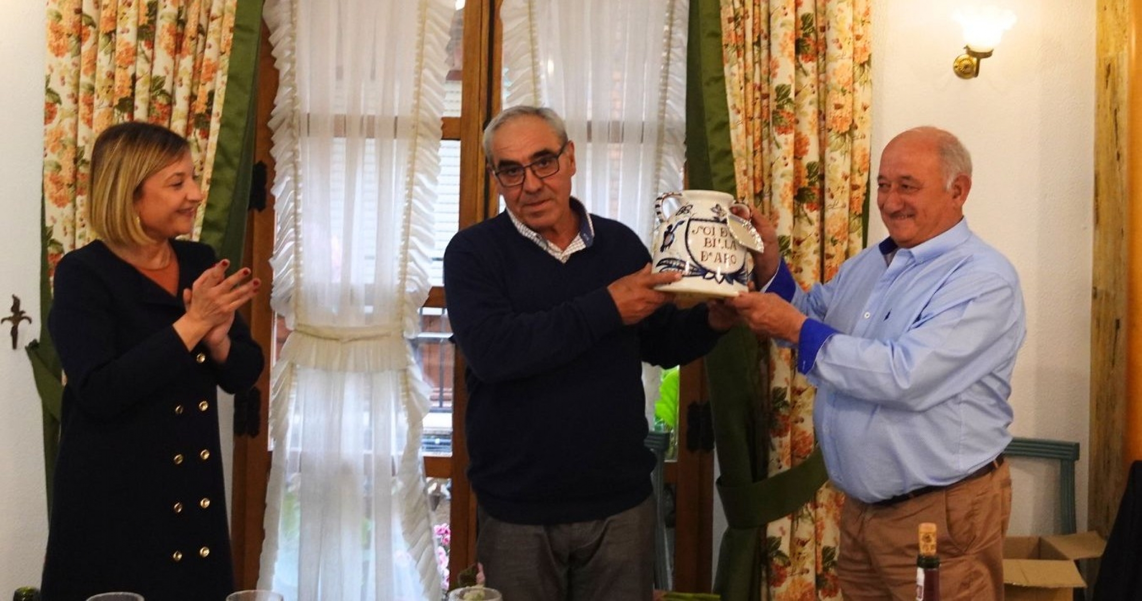 Entrega del Premio San Isidro 2025 tras la comida de hermandad