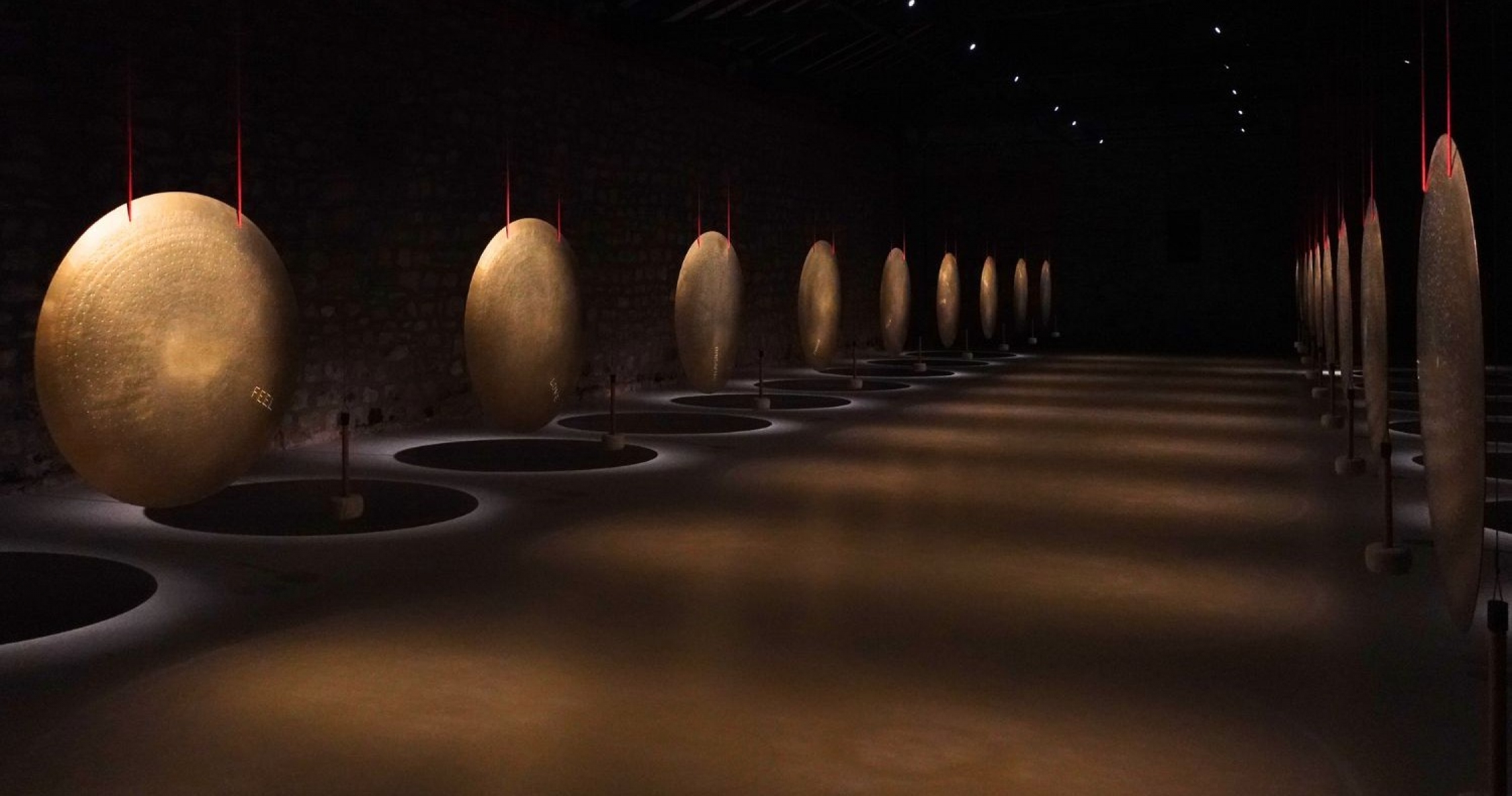 Inauguración en CVNE de la obra de Jaume Plensa 