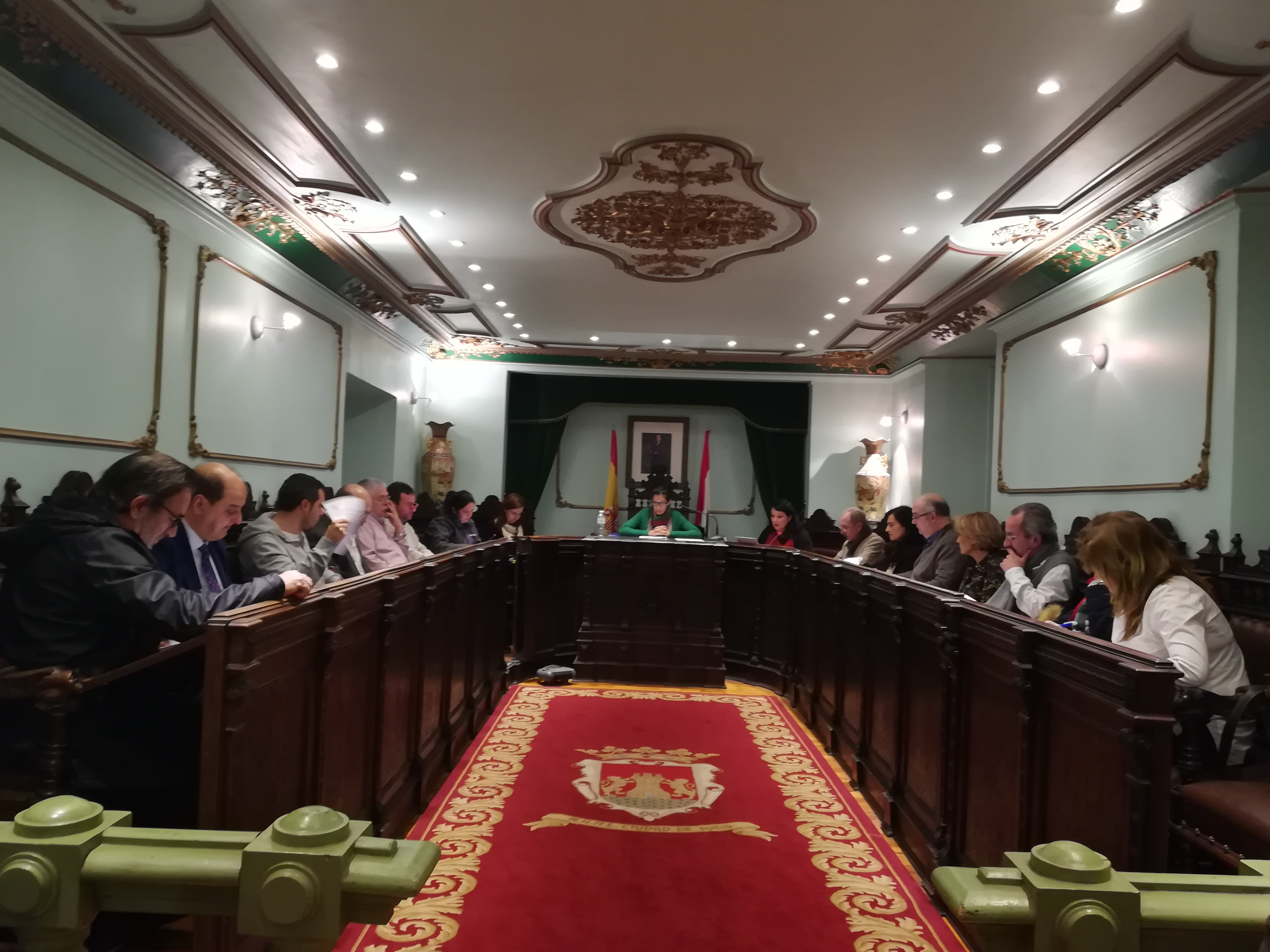 El pleno aprueba una modificación de créditos para las Becas Sánchez del Río