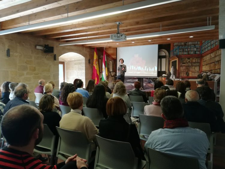 La Sala Faro del Palacio de Bendaña acoge la presentación de 