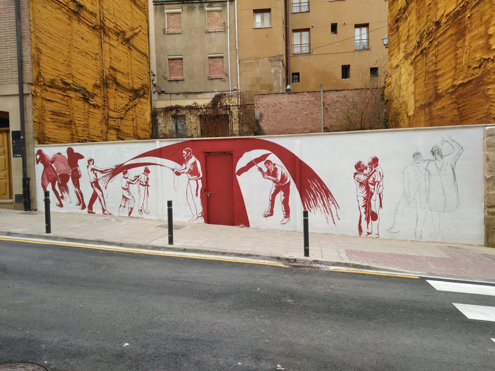 Nuevo mural en la Calle Navarra