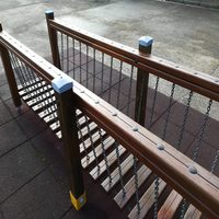 El Ayuntamiento de Haro repara la zona de juegos del Colegio de Nuestra Señora de la Vega