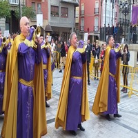 Decenas de personas disfrutan de la IV Exaltación de Cornetas y Tambores Ciudad de Haro