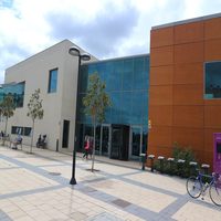 Reabiertas las piscinas climatizadas