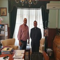 Leopoldo García recibe al nuevo párroco de la ciudad