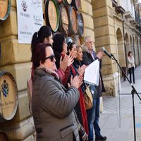 Decenas de personas claman en Haro contra la Violencia de Género