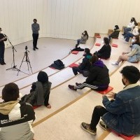 La Alcaldesa de Haro participa en un encuentro con estudiantes en el María Díaz