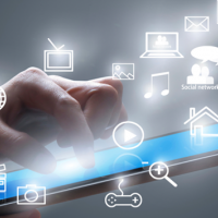 El servicio municipal para combatir la brecha digital atiende a un centenar de ciudadanos