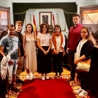 Laura Rivado recibe a los participantes de la Aceleradora de la Empleo