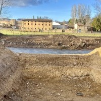 Avanzan las obras de la pasarela peatonal sobre el Tirón