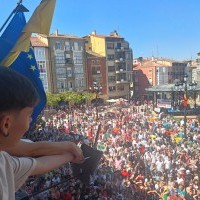 Chupinazo de San Juan, inicio oficial de la Fiestas de San Juan, San Felices y San Pedro