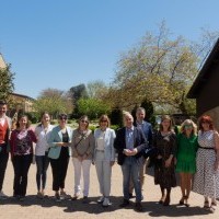 La Directora General de Turismo visita El Barrio de la Estación de Haro