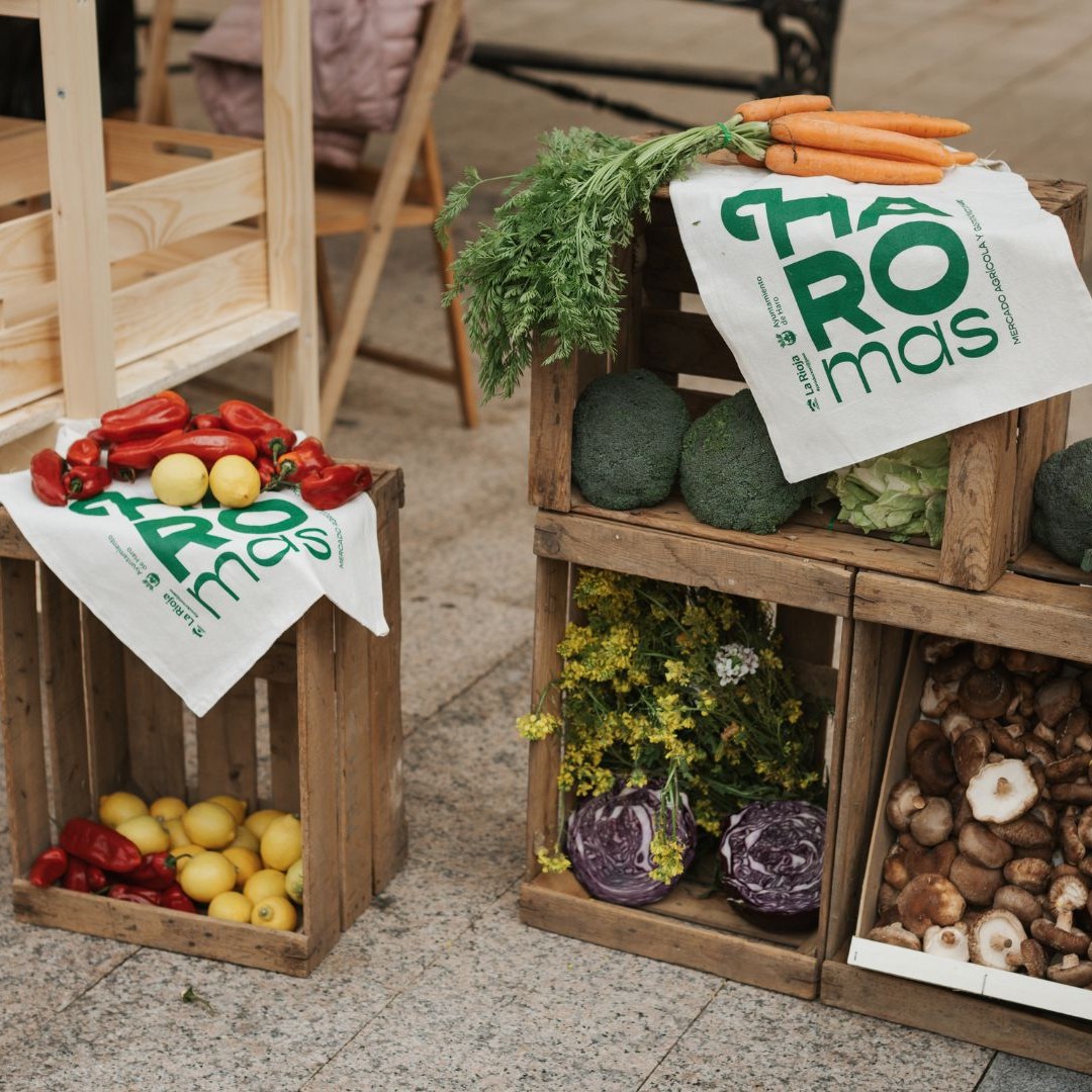 Mercado HAROmas: talleres botánicos y 17 productores riojanos este domingo 4 de mayo en la Plaza de la Paz